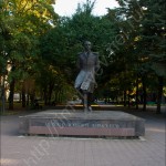 Памятник вечному стояку