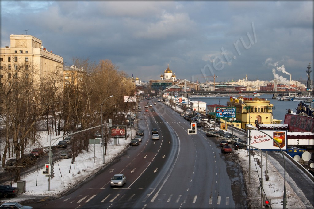 Панорама Фрунзенской набережной
