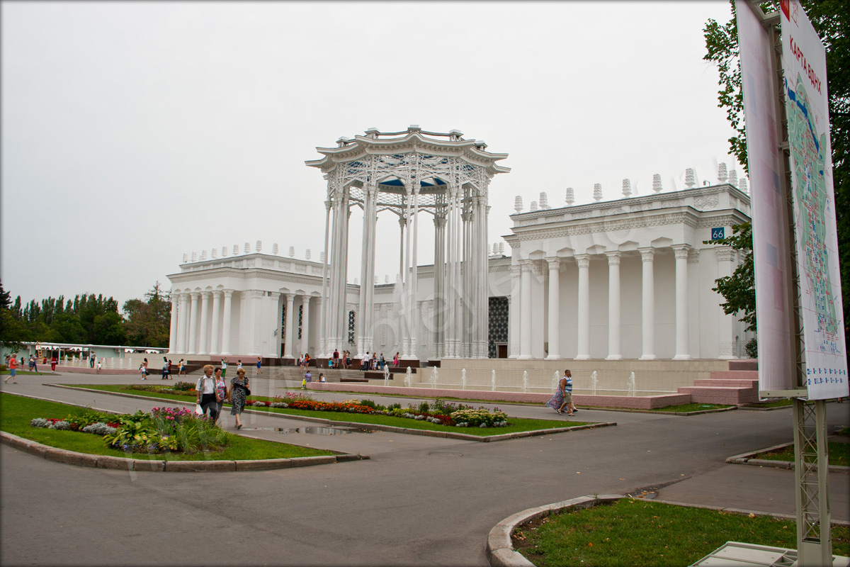 Павильоны вднх фото. Павильон 2 ВДНХ. Павильон искусство ВДНХ. Павильон № 2 «народное образование» на ВДНХ. Павильон Татарстан на ВДНХ.